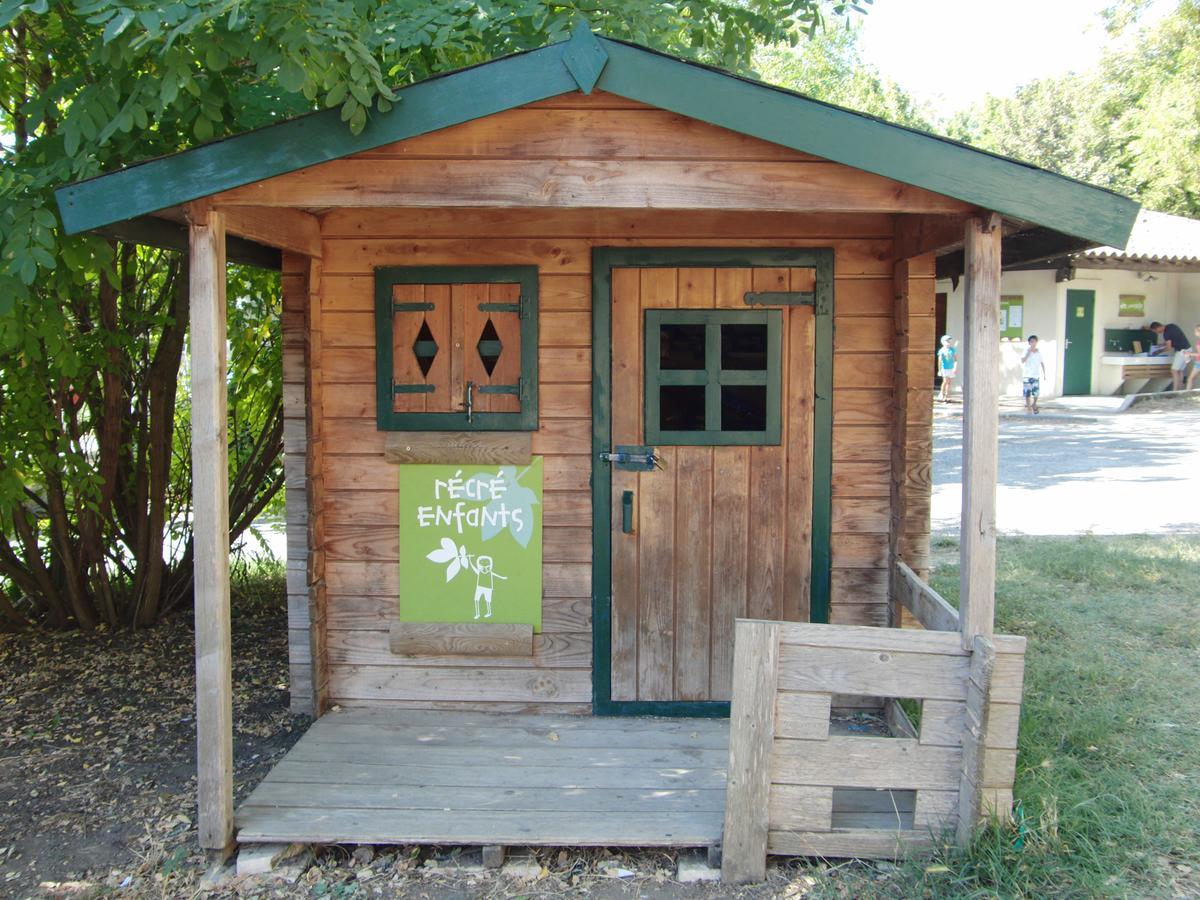 Camping Forcalquier Les Routes De Provence Hotel Exterior photo